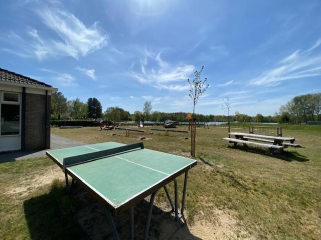 Strandhuisje Ermerzand Exteriör bild